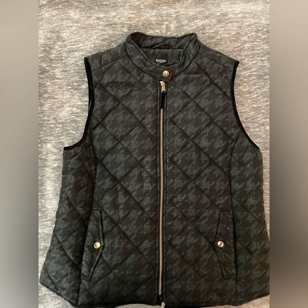 XL, like-new, Kensie Jeans, forrest green and black pattern vest, Women’s